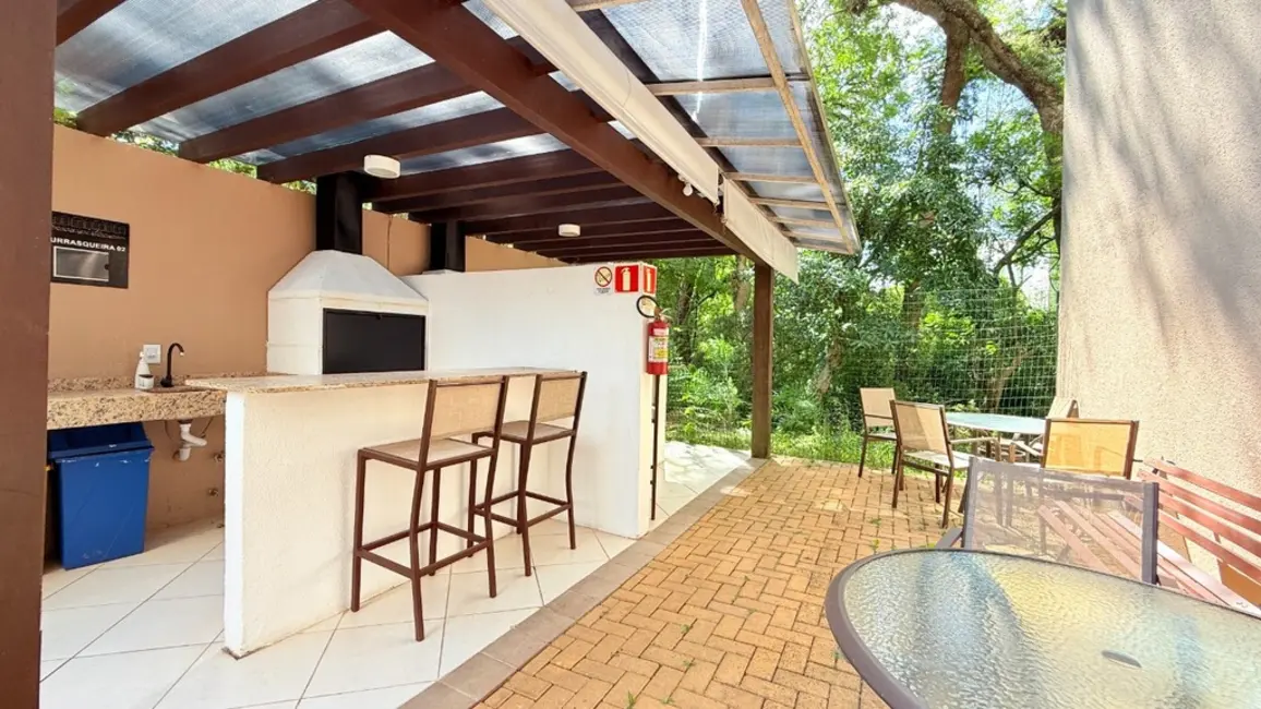 Foto 3 de Apartamento com 3 quartos à venda, 72m2 em Teresópolis, Porto Alegre - RS