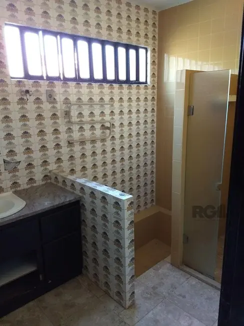 Casa com 3 quartos à venda, 300m2 em Santa Tereza, Porto Alegre - RS - imagem 8 Foto 8 de Casa com 3 quartos à venda, 300m2 em Santa Tereza, Porto Alegre - RS