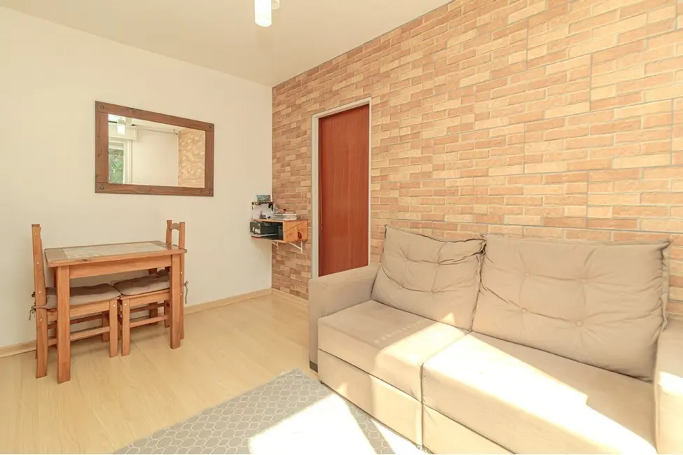 Foto 2 de Apartamento com 1 quarto à venda, 35m2 em Cavalhada, Porto Alegre - RS