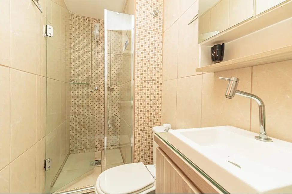 Foto 5 de Apartamento com 1 quarto à venda, 35m2 em Cavalhada, Porto Alegre - RS