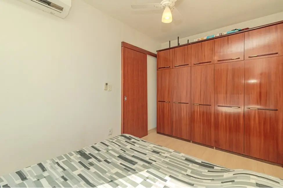 Foto 8 de Apartamento com 1 quarto à venda, 35m2 em Cavalhada, Porto Alegre - RS