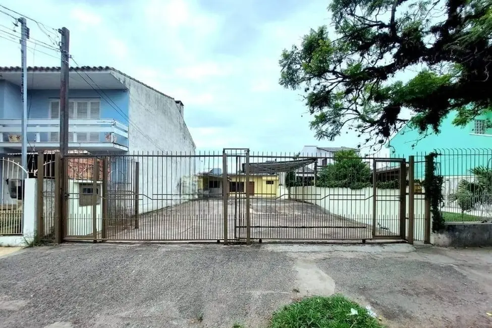 Foto 2 de Casa com 3 quartos à venda, 74m2 em Sarandi, Porto Alegre - RS