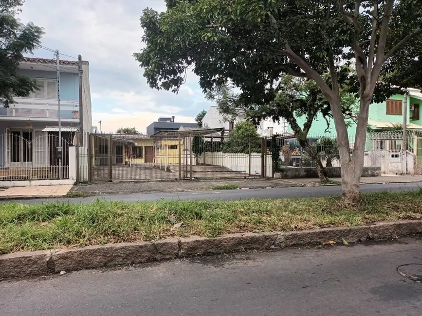 Casa com 3 quartos à venda, 74m2 em Sarandi, Porto Alegre - RS - imagem 3 Foto 3 de Casa com 3 quartos à venda, 74m2 em Sarandi, Porto Alegre - RS