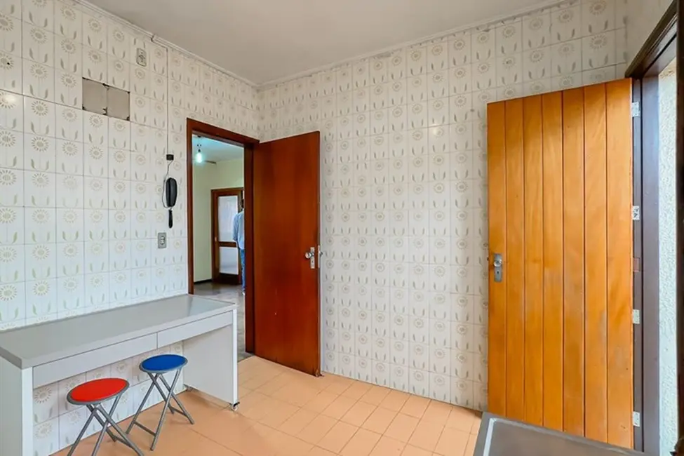 Foto 6 de Casa com 3 quartos à venda, 200m2 em Jardim Lindóia, Porto Alegre - RS