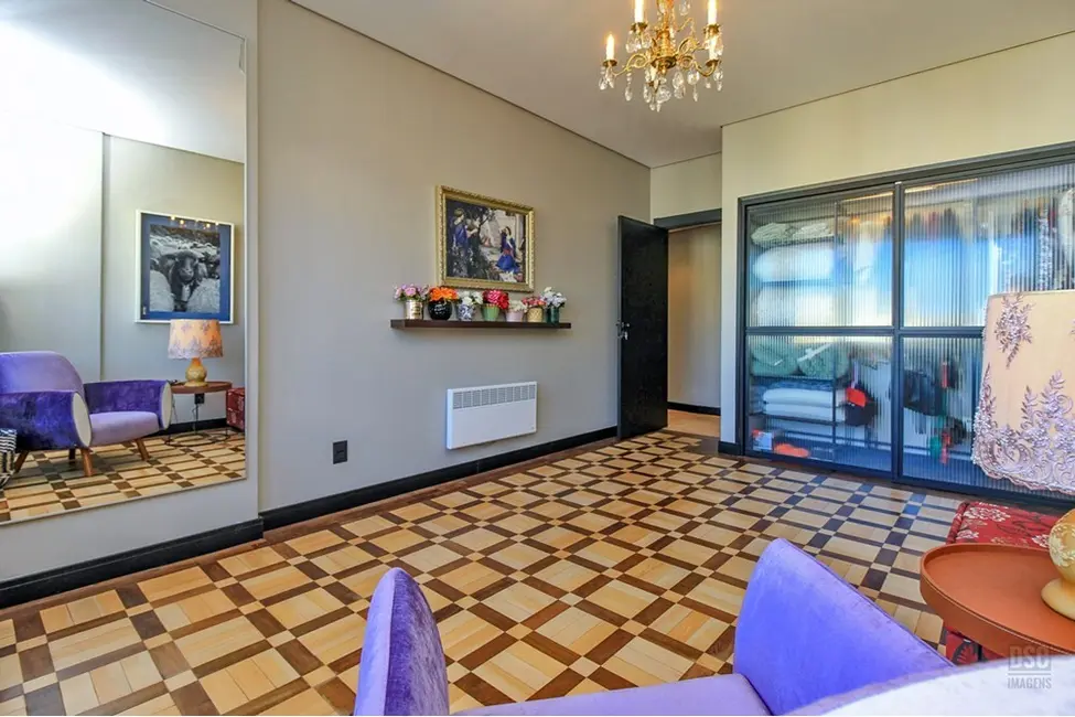 Apartamento com 4 quartos à venda, 221m2 em Independência, Porto Alegre - RS - imagem 5 Foto 5 de Apartamento com 4 quartos à venda, 221m2 em Independência, Porto Alegre - RS
