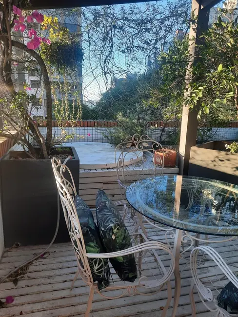 Apartamento com 2 quartos à venda, 185m2 em Auxiliadora, Porto Alegre - RS - imagem 5 Foto 5 de Apartamento com 2 quartos à venda, 185m2 em Auxiliadora, Porto Alegre - RS