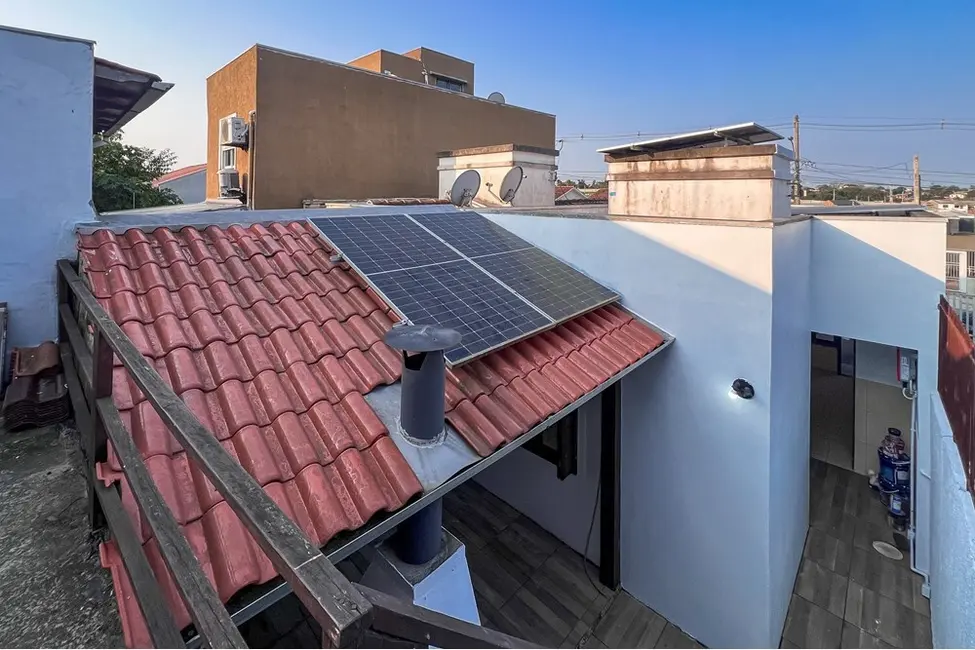 Casa com 2 quartos à venda, 45m2 em Olaria, Canoas - RS - imagem 5 Foto 5 de Casa com 2 quartos à venda, 45m2 em Olaria, Canoas - RS