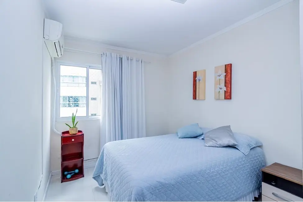 Apartamento com 4 quartos à venda, 114m2 em Centro, Balneario Camboriu - SC - imagem 4 Foto 4 de Apartamento com 4 quartos à venda, 114m2 em Centro, Balneario Camboriu - SC