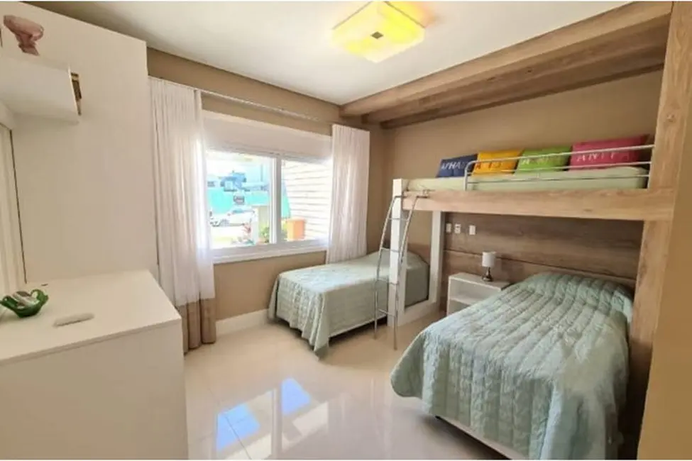 Foto 9 de Casa de Condomínio com 4 quartos à venda, 308m2 em Capao Da Canoa - RS