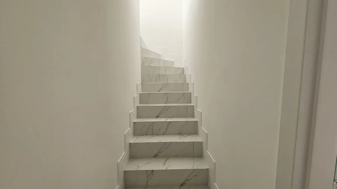 Apartamento com 2 quartos à venda, 70m2 em Bombinhas - SC - imagem 3 Foto 3 de Apartamento com 2 quartos à venda, 70m2 em Bombinhas - SC