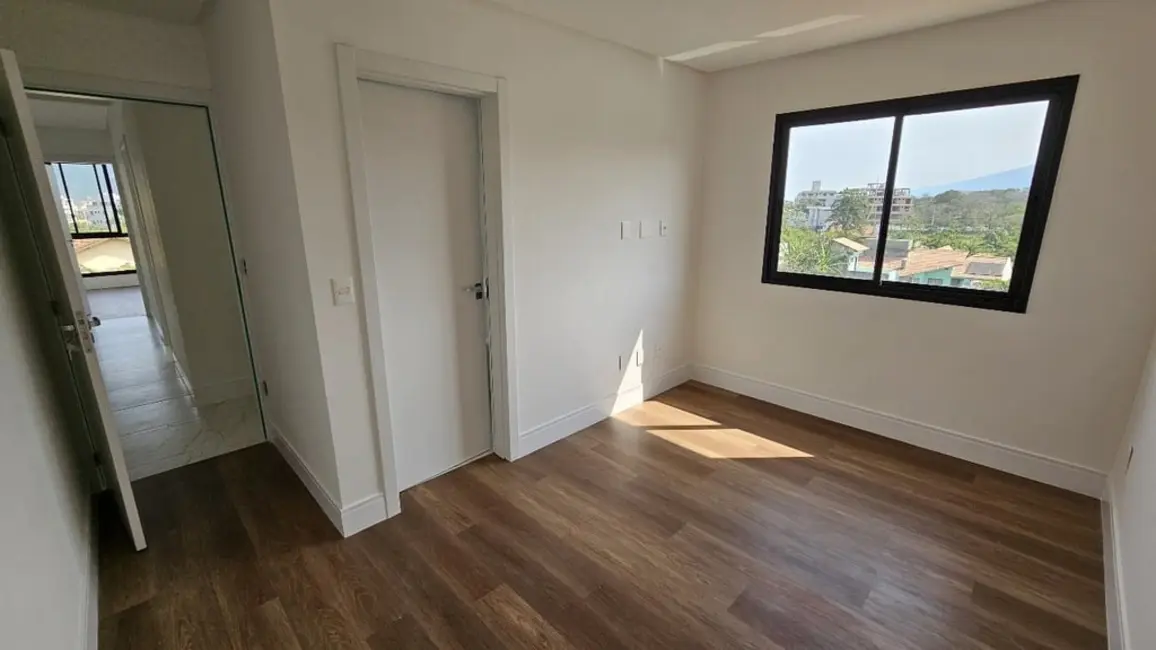 Apartamento com 2 quartos à venda, 70m2 em Bombinhas - SC - imagem 8 Foto 8 de Apartamento com 2 quartos à venda, 70m2 em Bombinhas - SC