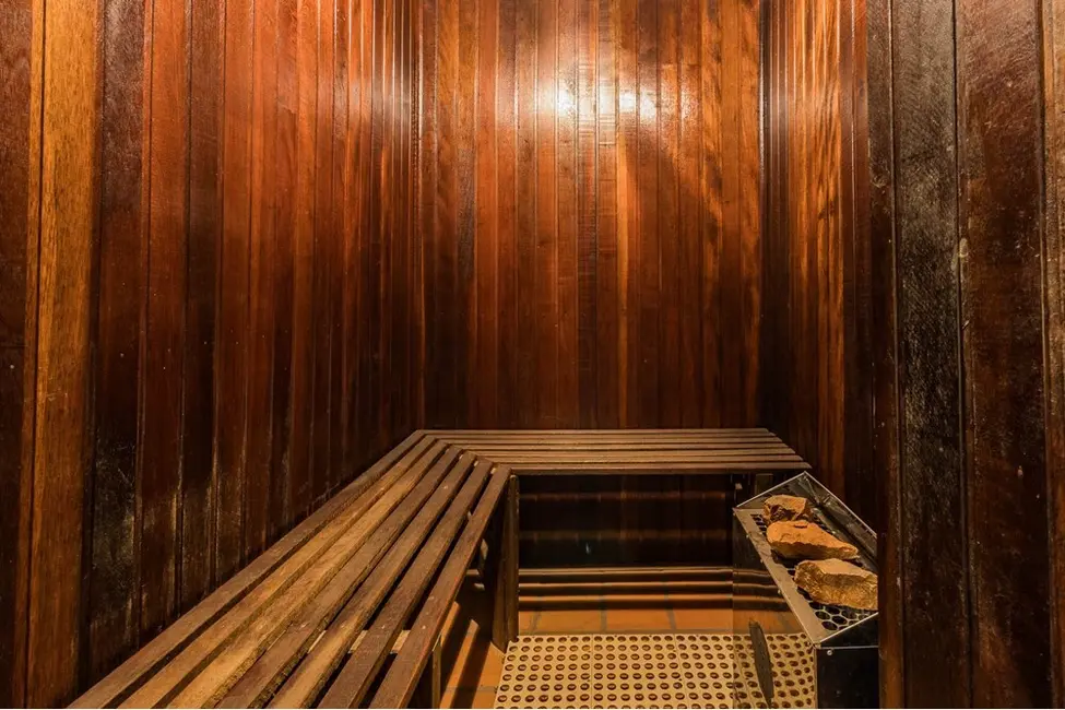 Foto 4 de Casa com 3 quartos à venda, 380m2 em Partenon, Porto Alegre - RS