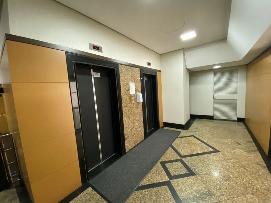 Sala Comercial à venda, 48m2 em Higienópolis, Porto Alegre - RS - imagem 5 Foto 5 de Sala Comercial à venda, 48m2 em Higienópolis, Porto Alegre - RS