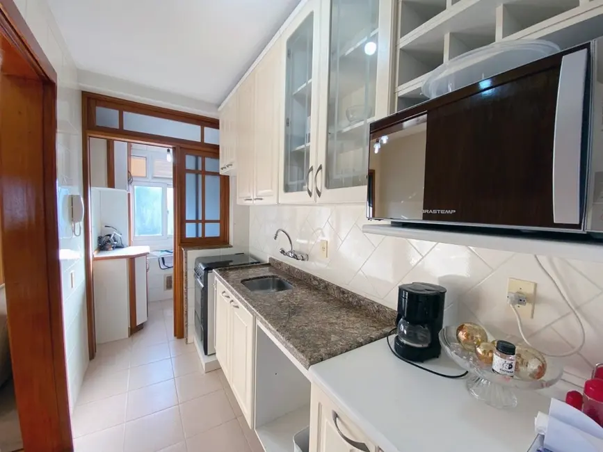 Apartamento com 1 quarto à venda, 39m2 em Petrópolis, Porto Alegre - RS - imagem 9 Foto 9 de Apartamento com 1 quarto à venda, 39m2 em Petrópolis, Porto Alegre - RS