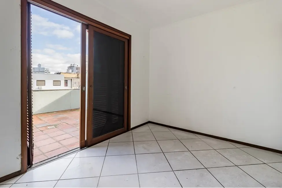 Apartamento com 1 quarto à venda, 53m2 em Azenha, Porto Alegre - RS - imagem 8 Foto 8 de Apartamento com 1 quarto à venda, 53m2 em Azenha, Porto Alegre - RS