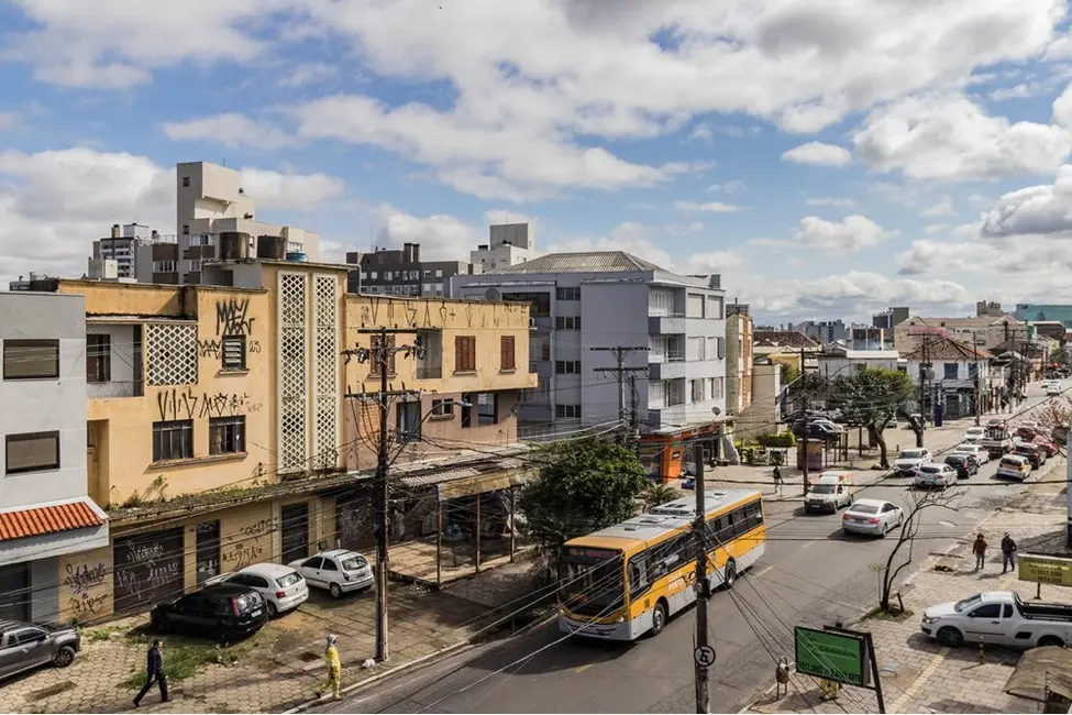 Apartamento com 1 quarto à venda, 53m2 em Azenha, Porto Alegre - RS - imagem 9 Foto 9 de Apartamento com 1 quarto à venda, 53m2 em Azenha, Porto Alegre - RS