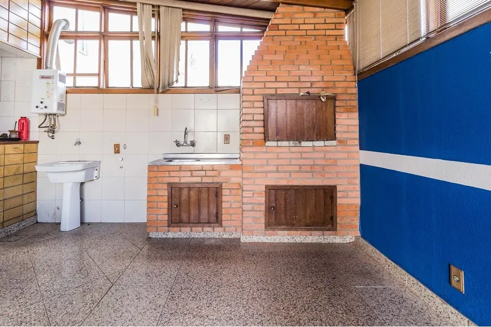 Foto 2 de Apartamento com 1 quarto à venda, 53m2 em Azenha, Porto Alegre - RS