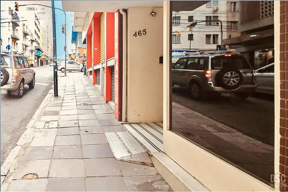 Apartamento com 1 quarto à venda, 28m2 em Centro Histórico, Porto Alegre - RS - imagem 5 Foto 5 de Apartamento com 1 quarto à venda, 28m2 em Centro Histórico, Porto Alegre - RS
