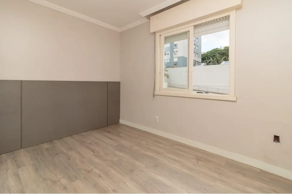 Foto 5 de Apartamento com 3 quartos à venda, 72m2 em Chácara das Pedras, Porto Alegre - RS
