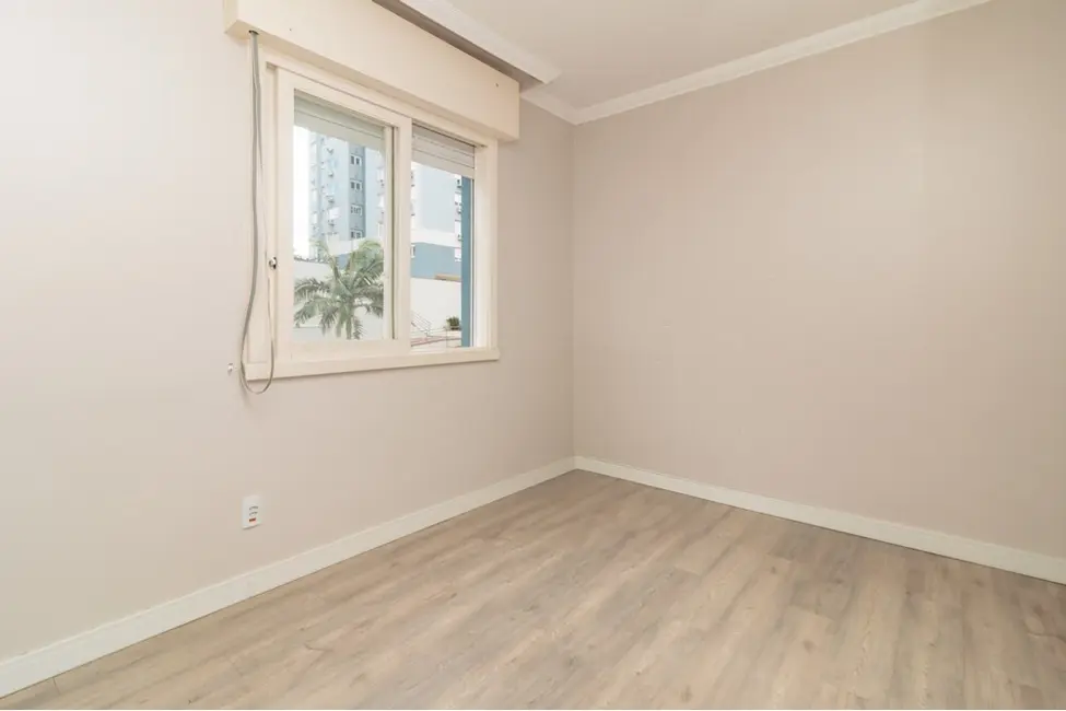 Foto 9 de Apartamento com 3 quartos à venda, 72m2 em Chácara das Pedras, Porto Alegre - RS