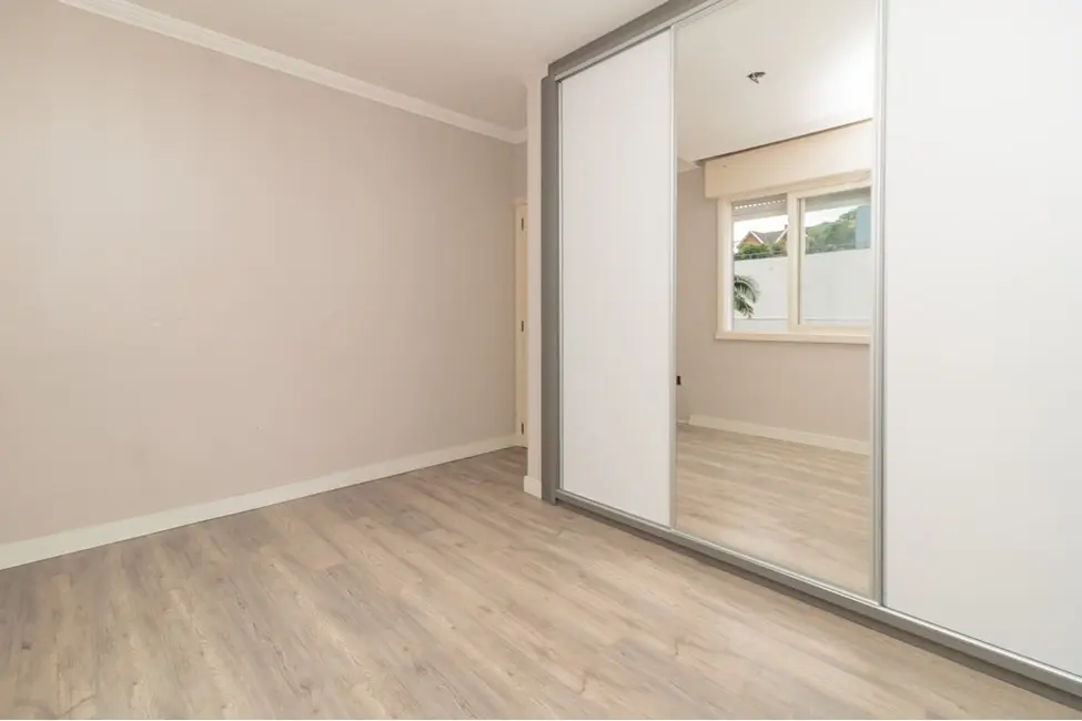 Foto 8 de Apartamento com 3 quartos à venda, 72m2 em Chácara das Pedras, Porto Alegre - RS