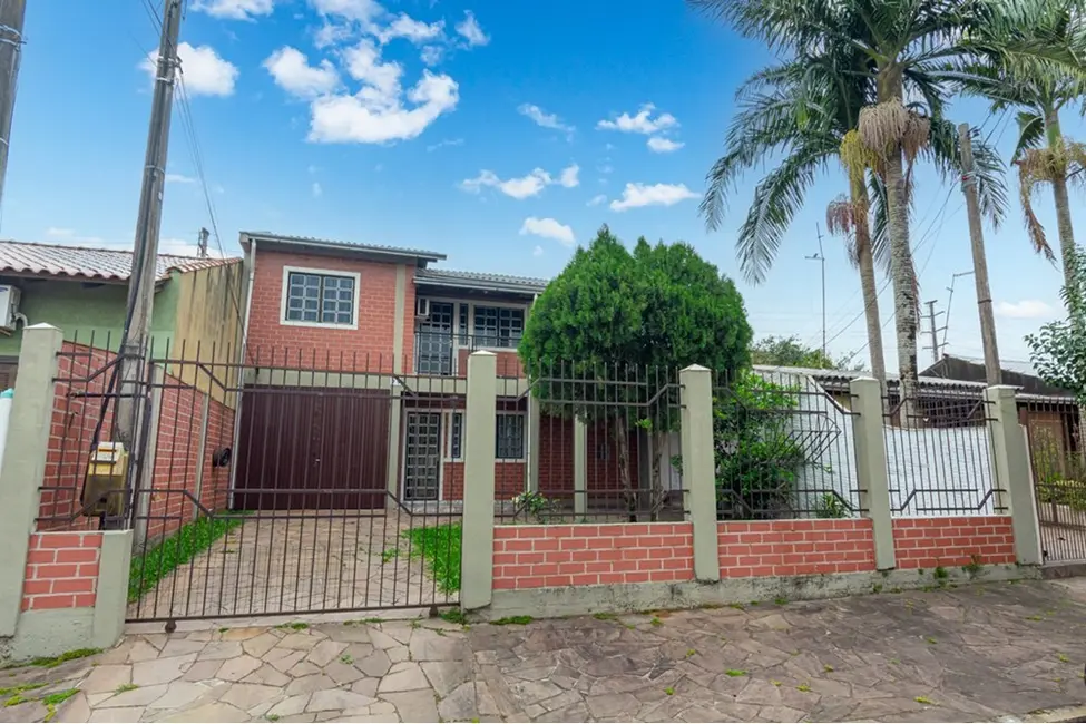 Foto 1 de Casa com 2 quartos à venda, 102m2 em Igara, Canoas - RS