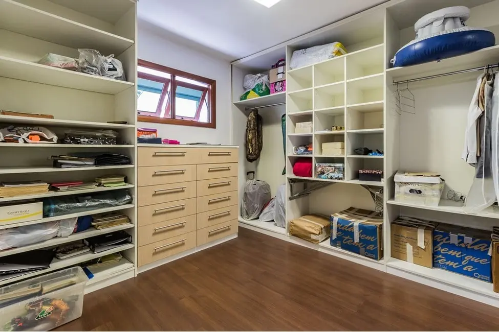 Foto 7 de Casa com 4 quartos à venda, 275m2 em Jardim Itu, Porto Alegre - RS