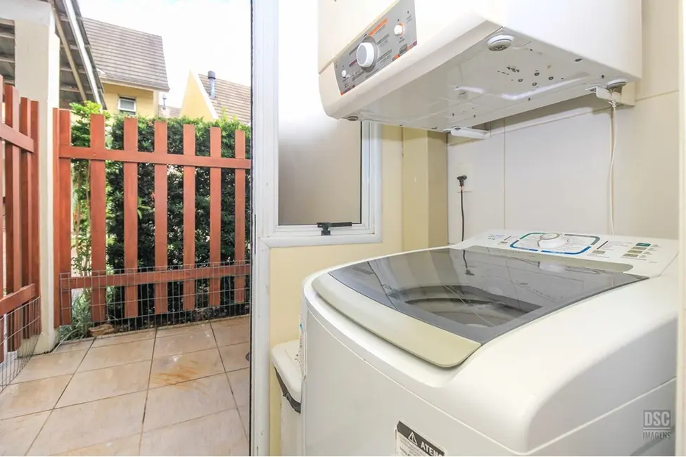 Foto 3 de Casa de Condomínio com 4 quartos à venda, 218m2 em Teresópolis, Porto Alegre - RS