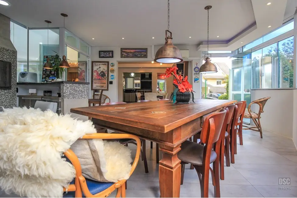 Foto 8 de Casa de Condomínio com 4 quartos à venda, 218m2 em Teresópolis, Porto Alegre - RS