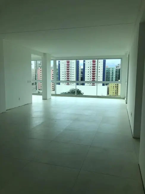 Foto 3 de Apartamento com 4 quartos à venda, 193m2 em Meia Praia, Itapema - SC