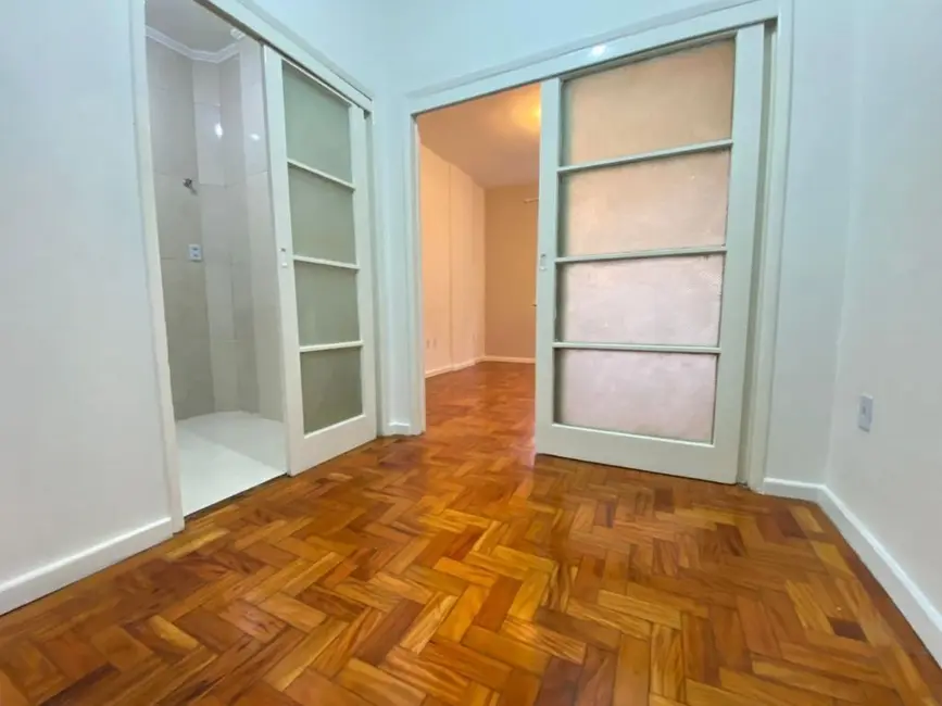 Foto 2 de Apartamento com 1 quarto à venda, 30m2 em Centro Histórico, Porto Alegre - RS