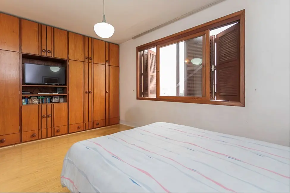 Foto 5 de Apartamento com 3 quartos à venda, 137m2 em Jardim Lindóia, Porto Alegre - RS