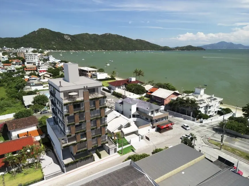 Foto 3 de Apartamento com 3 quartos à venda, 96m2 em Bombinhas - SC