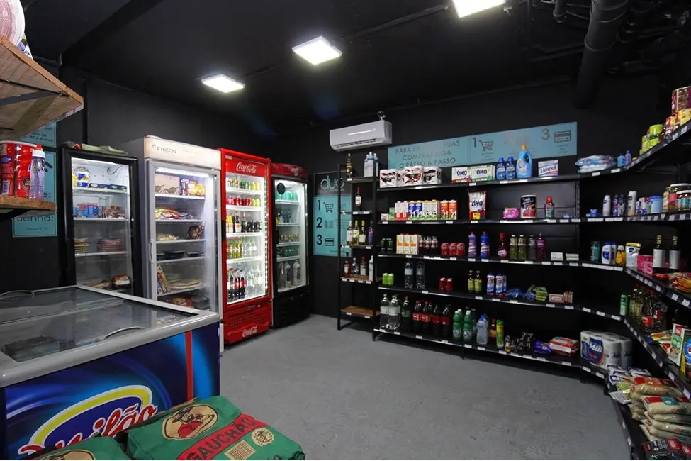 Apartamento com 3 quartos à venda, 74m2 em Teresópolis, Porto Alegre - RS - imagem 4 Foto 4 de Apartamento com 3 quartos à venda, 74m2 em Teresópolis, Porto Alegre - RS