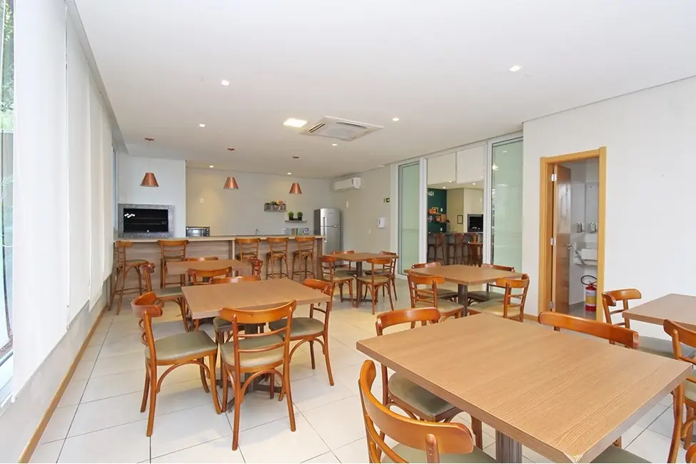 Apartamento com 3 quartos à venda, 74m2 em Teresópolis, Porto Alegre - RS - imagem 5 Foto 5 de Apartamento com 3 quartos à venda, 74m2 em Teresópolis, Porto Alegre - RS