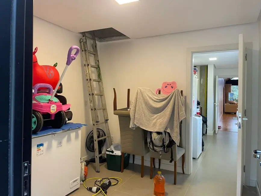 Casa de Condomínio com 1 quarto à venda, 200m2 em Canela - RS - imagem 8 Foto 8 de Casa de Condomínio com 1 quarto à venda, 200m2 em Canela - RS