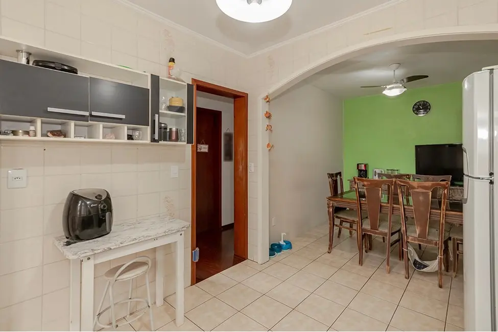 Casa com 3 quartos à venda, 167m2 em Vila Jardim, Porto Alegre - RS - imagem 3 Foto 3 de Casa com 3 quartos à venda, 167m2 em Vila Jardim, Porto Alegre - RS