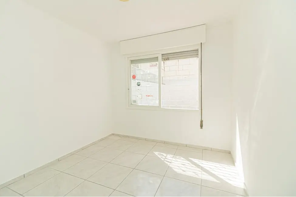 Foto 1 de Apartamento com 2 quartos à venda, 70m2 em São Sebastião, Porto Alegre - RS