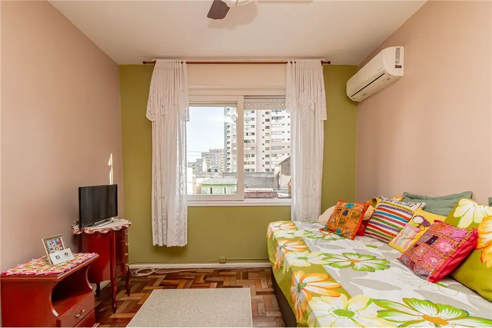 Foto 6 de Cobertura com 2 quartos à venda, 127m2 em Santana, Porto Alegre - RS