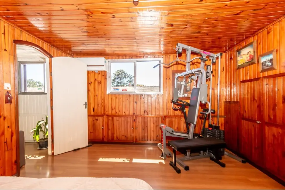 Apartamento com 2 quartos à venda, 53m2 em Passo da Areia, Porto Alegre - RS - imagem 8 Foto 8 de Apartamento com 2 quartos à venda, 53m2 em Passo da Areia, Porto Alegre - RS