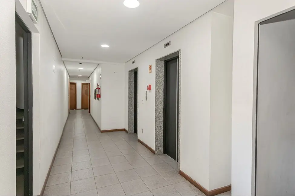 Sala Comercial à venda, 28m2 em Menino Deus, Porto Alegre - RS - imagem 7 Foto 7 de Sala Comercial à venda, 28m2 em Menino Deus, Porto Alegre - RS