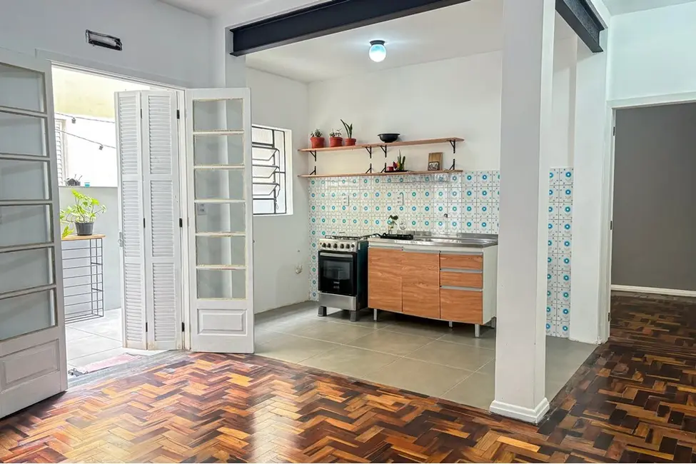 Apartamento com 1 quarto à venda, 45m2 em Santana, Porto Alegre - RS - imagem 6 Foto 6 de Apartamento com 1 quarto à venda, 45m2 em Santana, Porto Alegre - RS