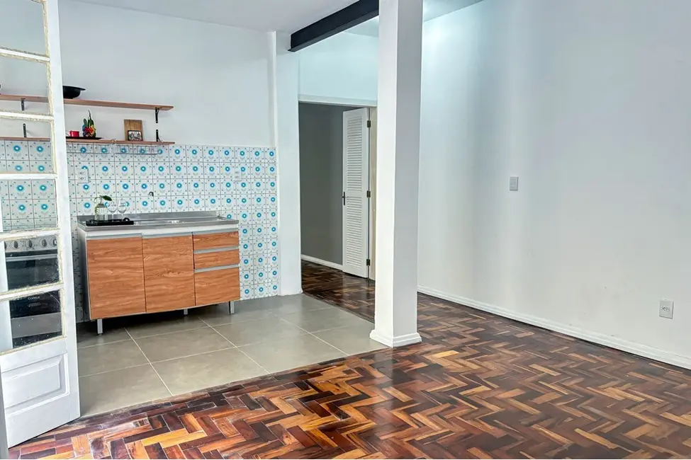 Apartamento com 1 quarto à venda, 45m2 em Santana, Porto Alegre - RS - imagem 8 Foto 8 de Apartamento com 1 quarto à venda, 45m2 em Santana, Porto Alegre - RS