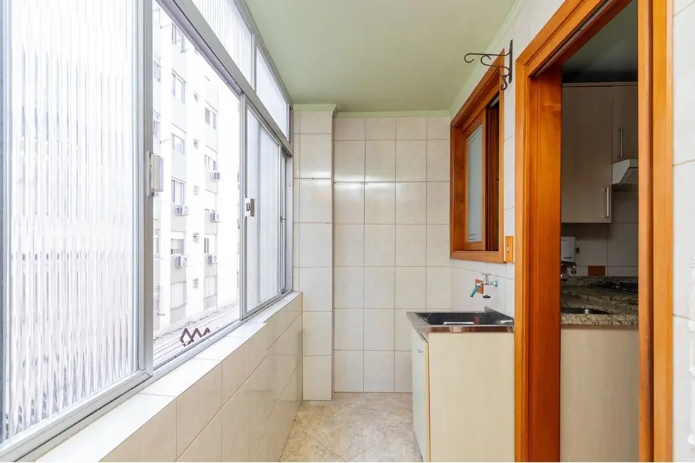 Apartamento com 2 quartos à venda, 83m2 em Azenha, Porto Alegre - RS - imagem 8 Foto 8 de Apartamento com 2 quartos à venda, 83m2 em Azenha, Porto Alegre - RS