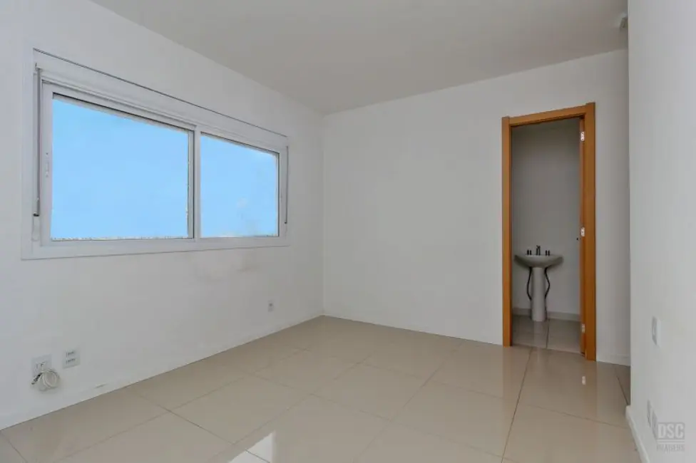 Foto 3 de Apartamento com 2 quartos à venda, 63m2 em Teresópolis, Porto Alegre - RS