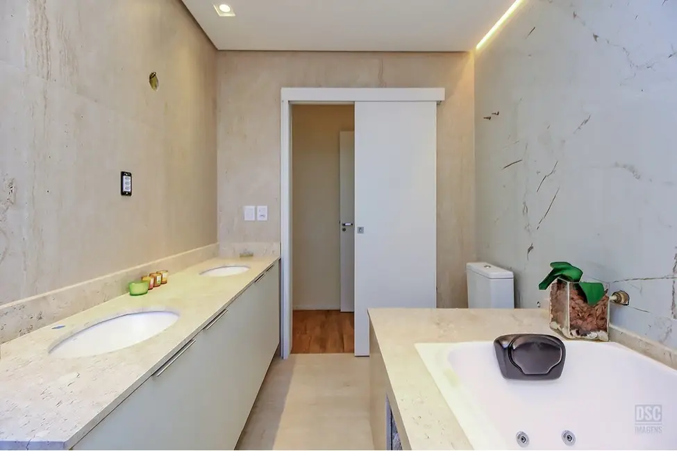 Foto 9 de Casa com 3 quartos à venda, 200m2 em Ipanema, Porto Alegre - RS