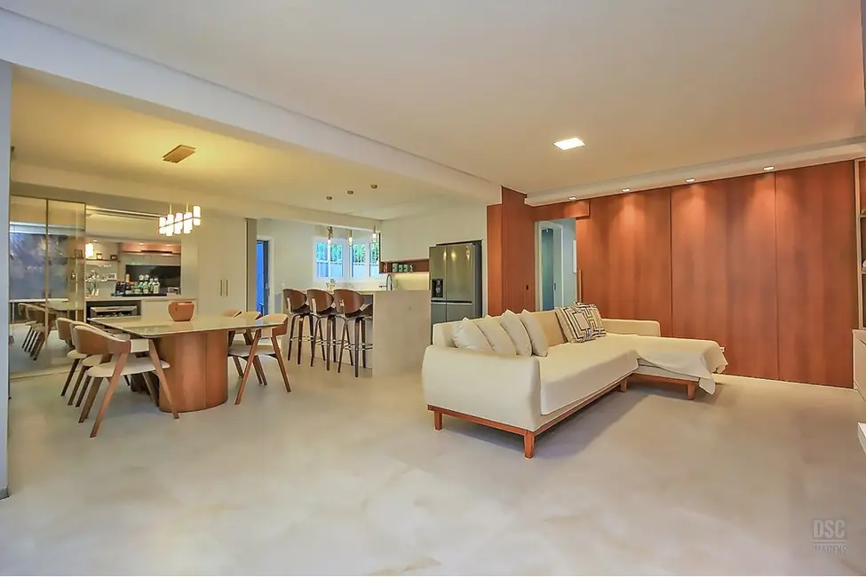Foto 1 de Casa com 3 quartos à venda, 200m2 em Ipanema, Porto Alegre - RS