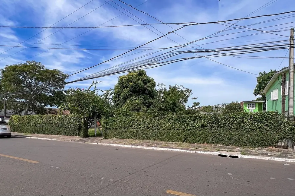 Foto 1 de Terreno / Lote à venda, 990m2 em Niterói, Canoas - RS