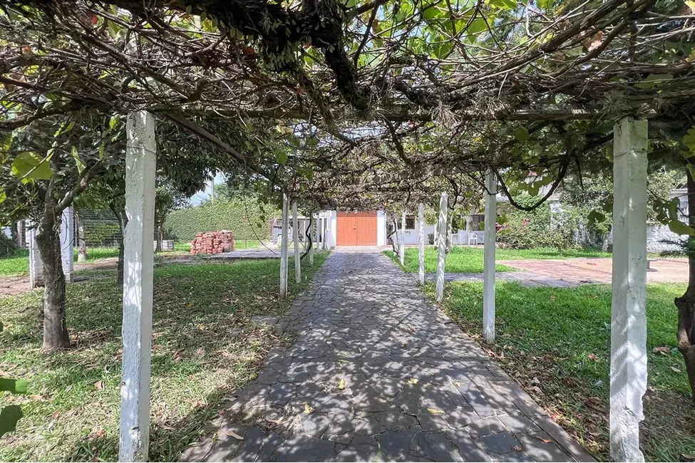 Terreno / Lote à venda, 990m2 em Niterói, Canoas - RS - imagem 3 Foto 3 de Terreno / Lote à venda, 990m2 em Niterói, Canoas - RS