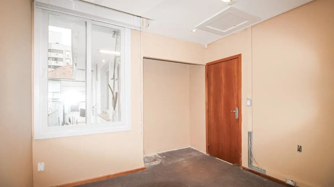 Foto 2 de Prédio Inteiro à venda, 69m2 em São João, Porto Alegre - RS